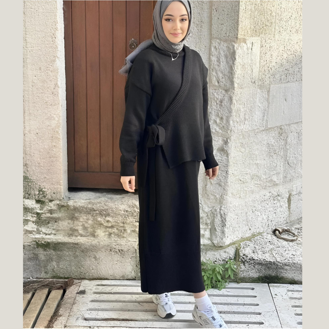 Strick-Zweiteiler-Set mit Bindegürtel