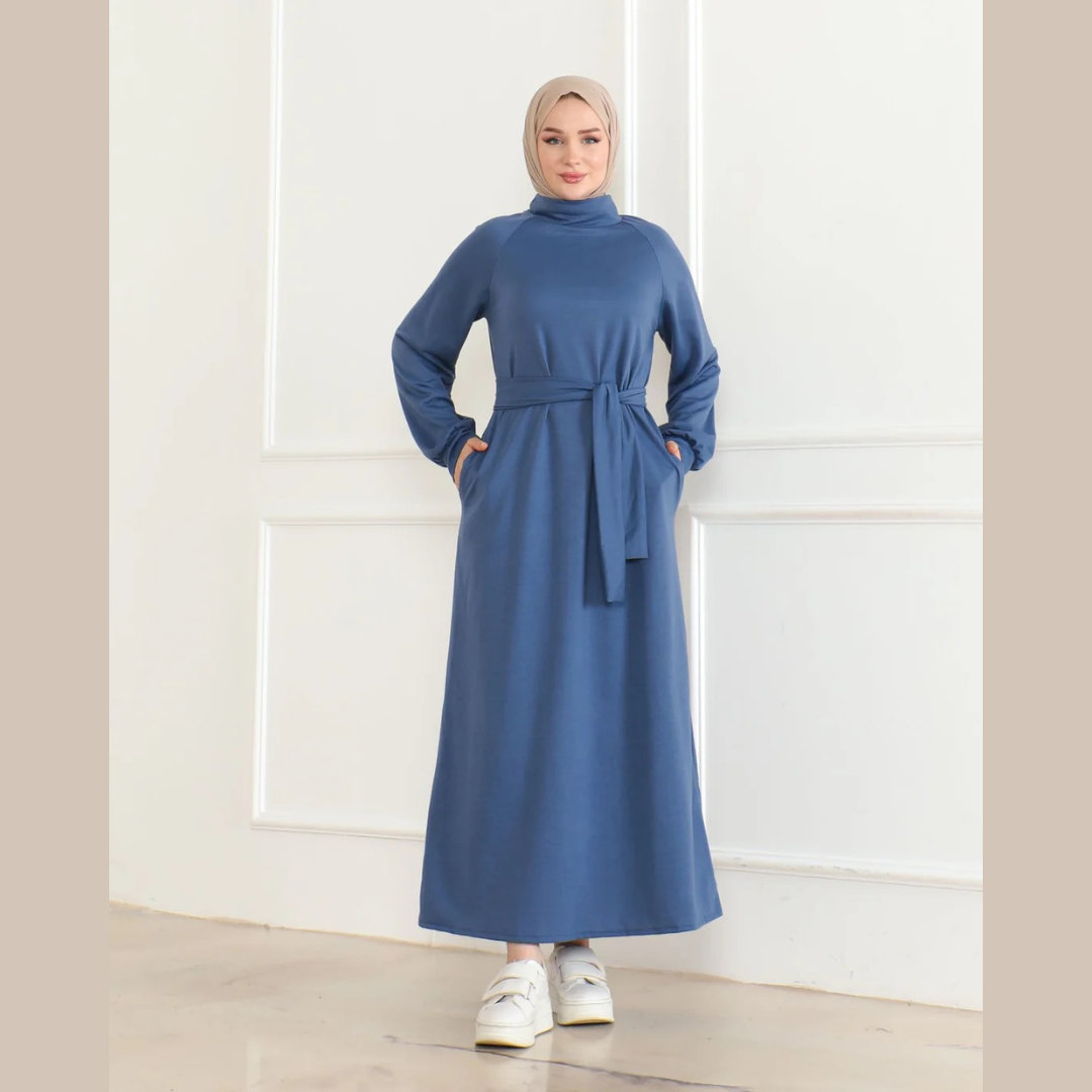 Elegantes Maxikleid mit Taillengürtel ✨