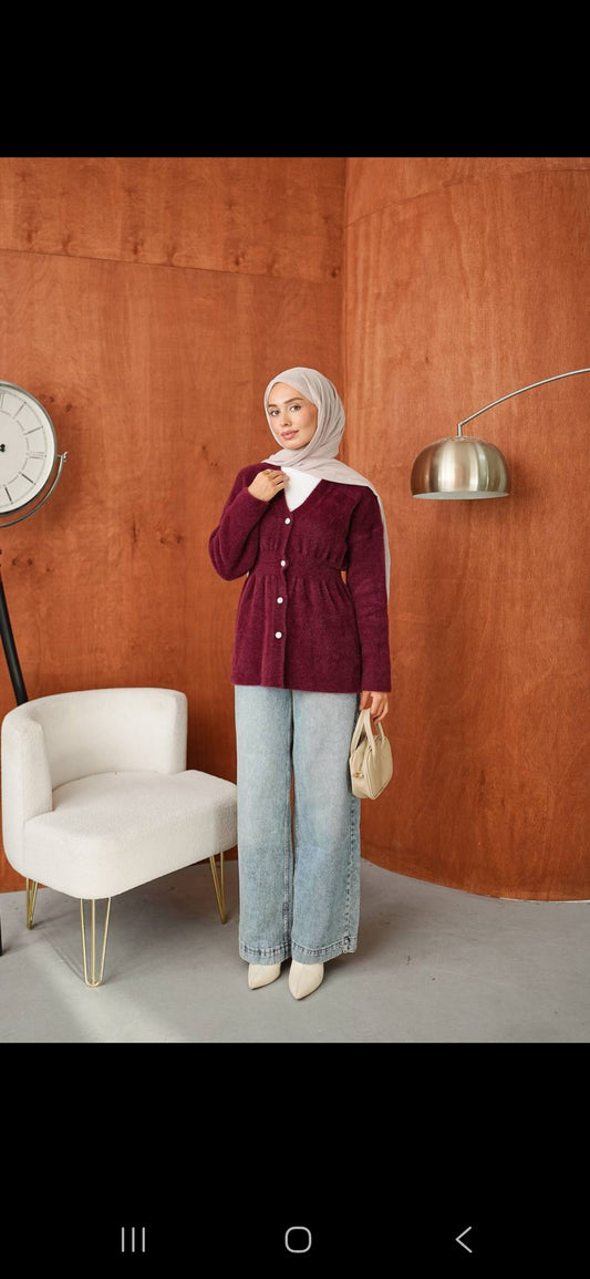 flauschige Strickjacke