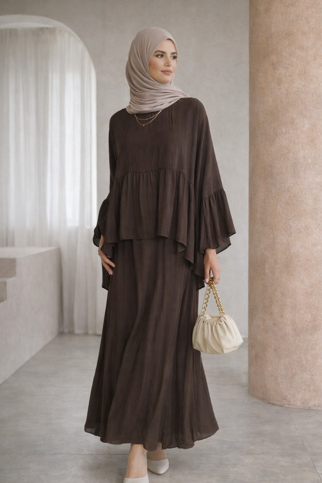 Luftiger Zweiteiler mit Volant & weitem Schnitt