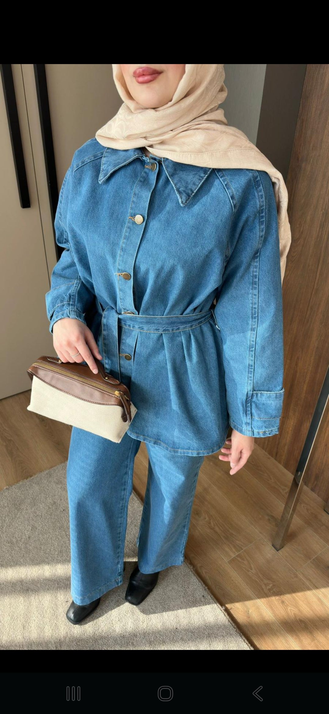 Denim Jumpsuit NAVYA – Urban Chic mit Bindegürtel